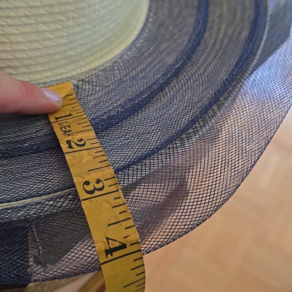Vintage White and Royal Blue Wide-Brim Hat + Vintage Hat Box​​ - Picture 7 of 10